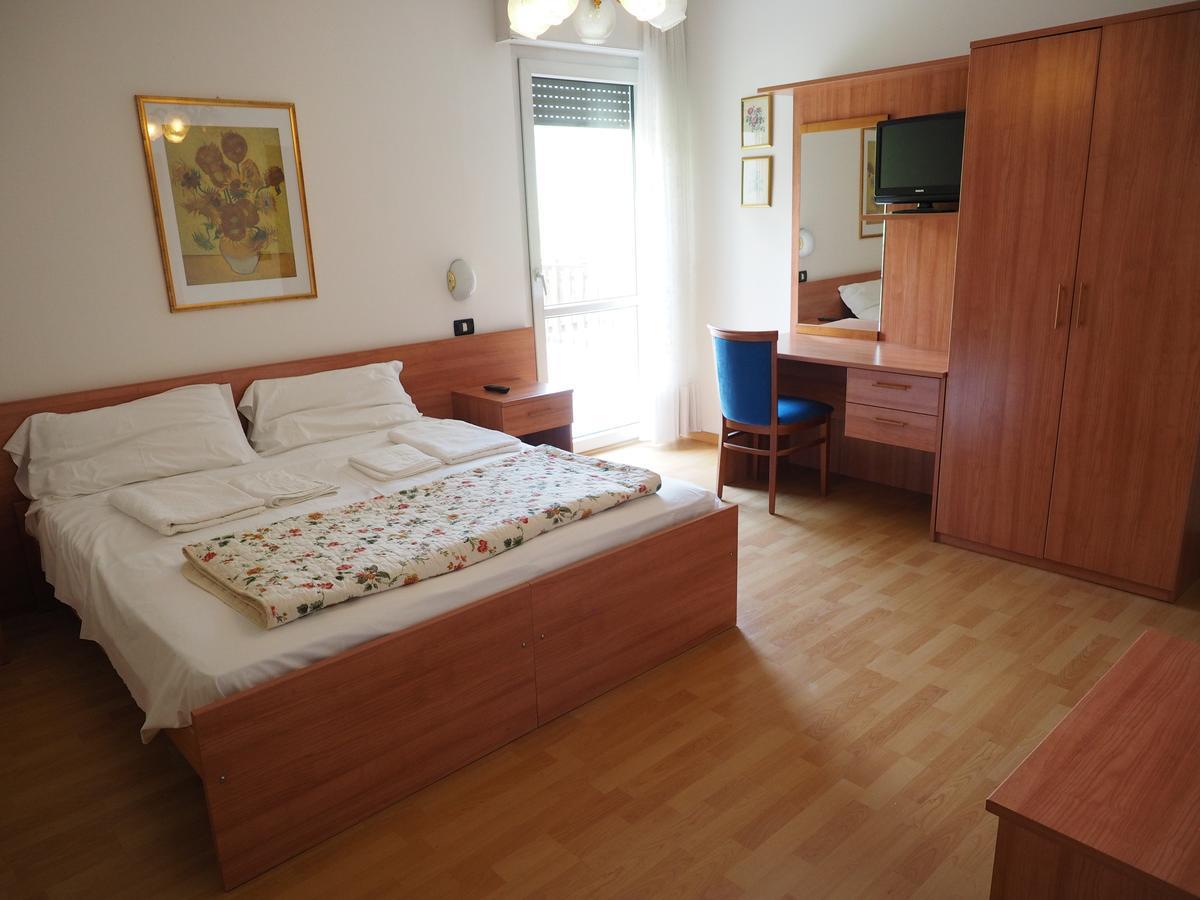Albergo Alla Stazione Rundscheinberg Exterior foto